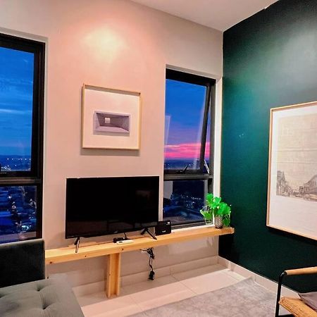 Studio Staycation D'Sara @ Linked Mrt, Near Thomson Hospital & Sungai Buloh Hospital ภายนอก รูปภาพ