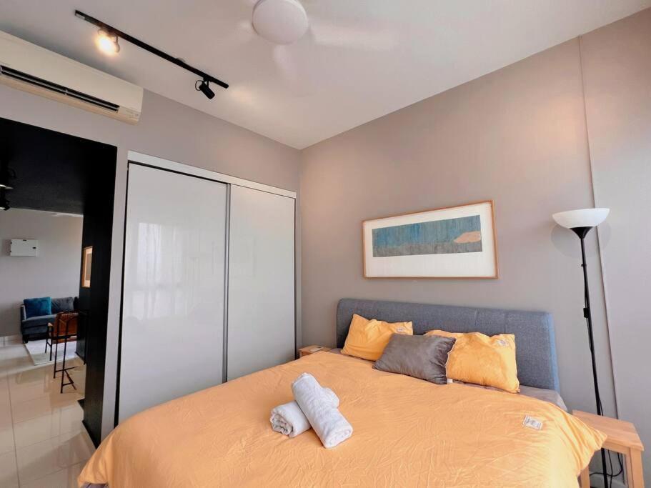 Studio Staycation D'Sara @ Linked Mrt, Near Thomson Hospital & Sungai Buloh Hospital ภายนอก รูปภาพ